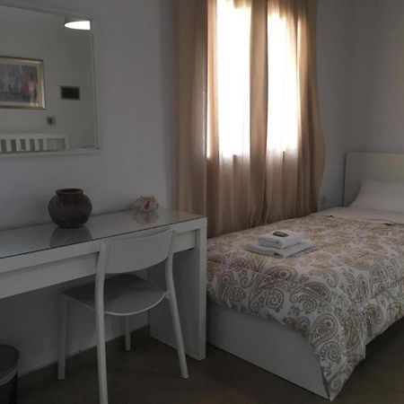 Sifis Bed and Breakfast Loutro Buitenkant foto